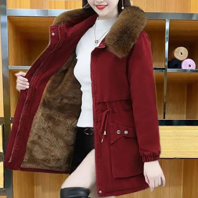 EB | Lässiger Winterparka mit veganem Pelz für Frauen Ideal für den Winter