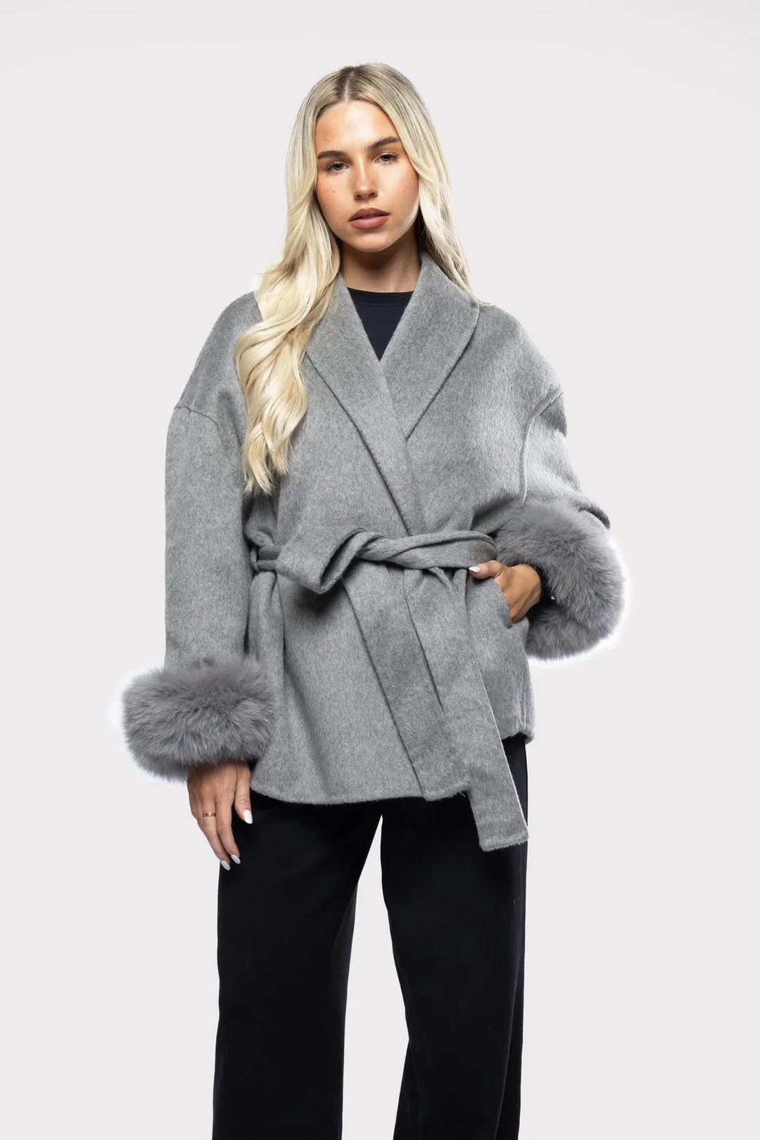 EB | Damen Wickelmantel mit luxus Kunstfell und zeitlosem Design