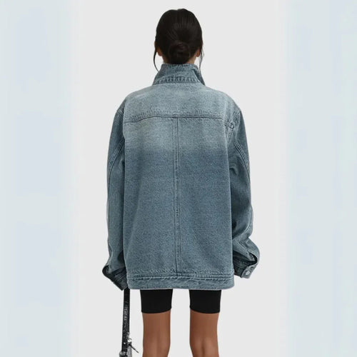 EB | Asymmetrische Jeansjacke