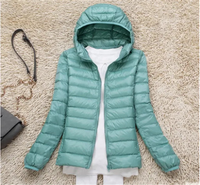 EB | Leichte und praktische Daunenjacke für Frauen