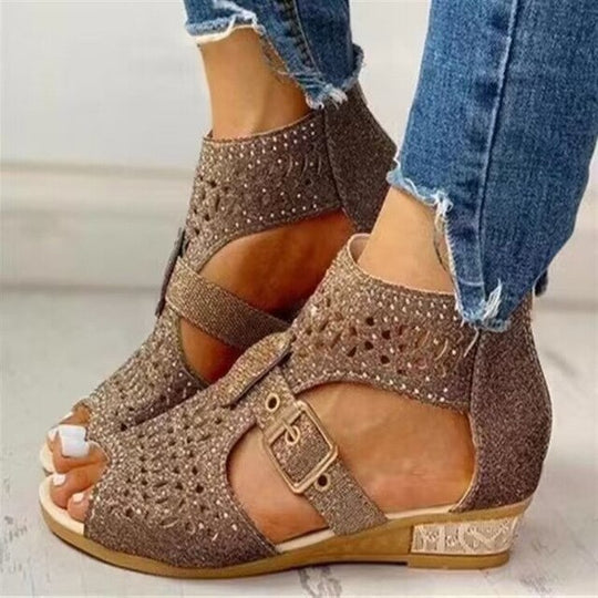 EB - Orthopädische Sandalen mit niedrigem Absatz