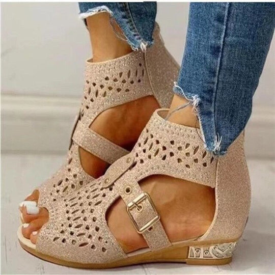 EB - Orthopädische Sandalen mit niedrigem Absatz