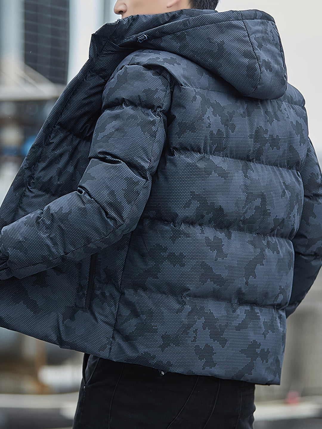 EB | Pufferjacke mit Reißverschluss und Stehkragen