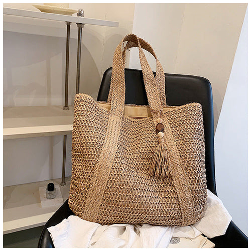 EB | Sommertasche Aus Stroh mit Lässigem Design