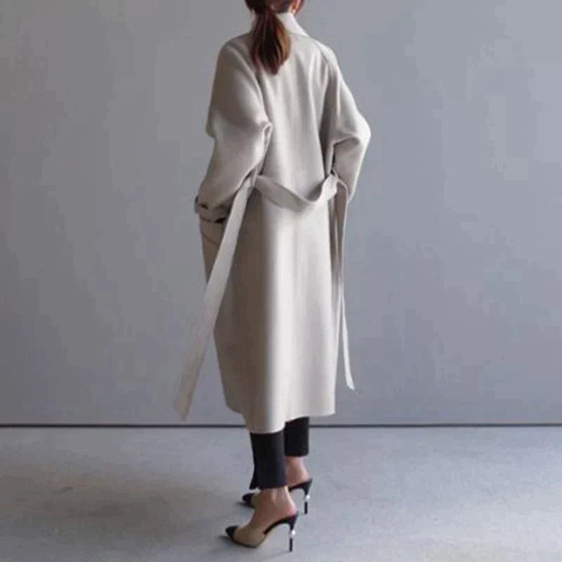 EB | Stilvoller Langer Mantel
