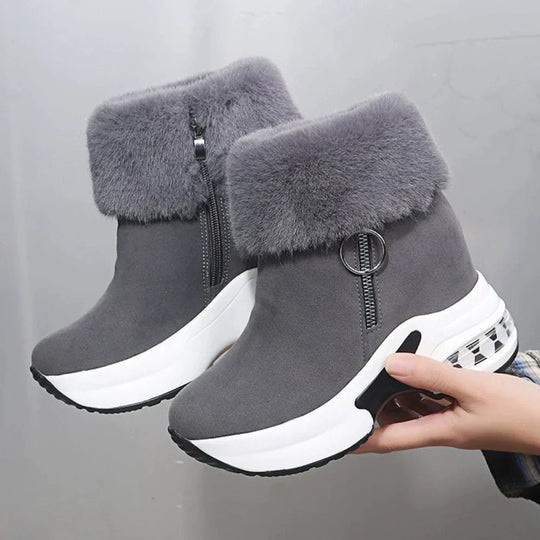 Orthopädische Stiefel mit Plüschfutter