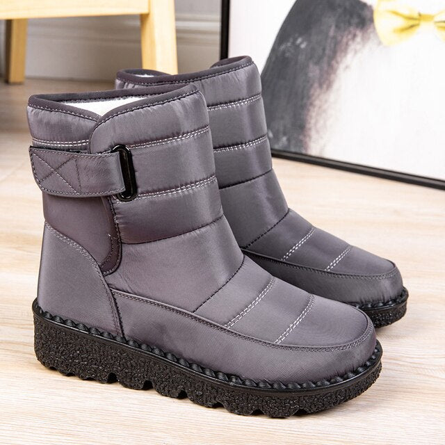 EB | Dickfüßige Stiefel