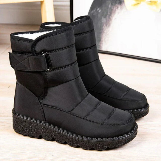 EB | Dickfüßige Stiefel
