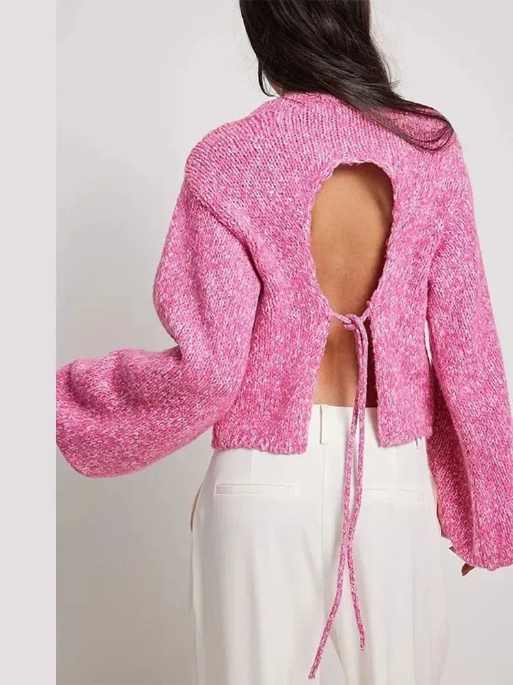 EB | Cropped Top mit Langen Ärmeln und Rückenschlitz