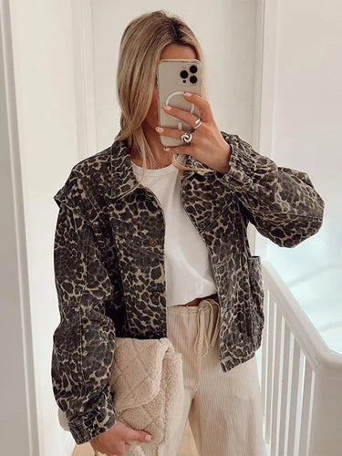 EB | Lässige Kurze Jacke mit Leopardenmuster
