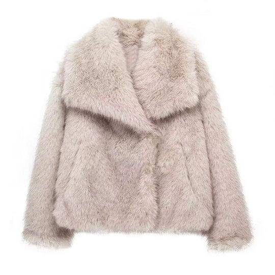 EB | Kurz Geschnittene Faux-Fur-Jacke mit Übergroßem Kragen