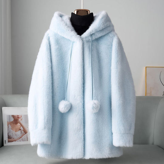 EB | Faux-Fur-Hoodie mit Pom-Details