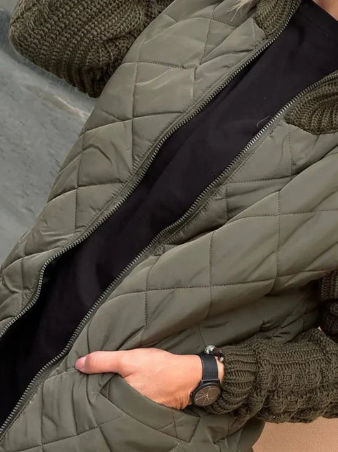 EB | Gesteppte Jacke Texturierte Ärmel mit Reißverschluss Funnel Neck