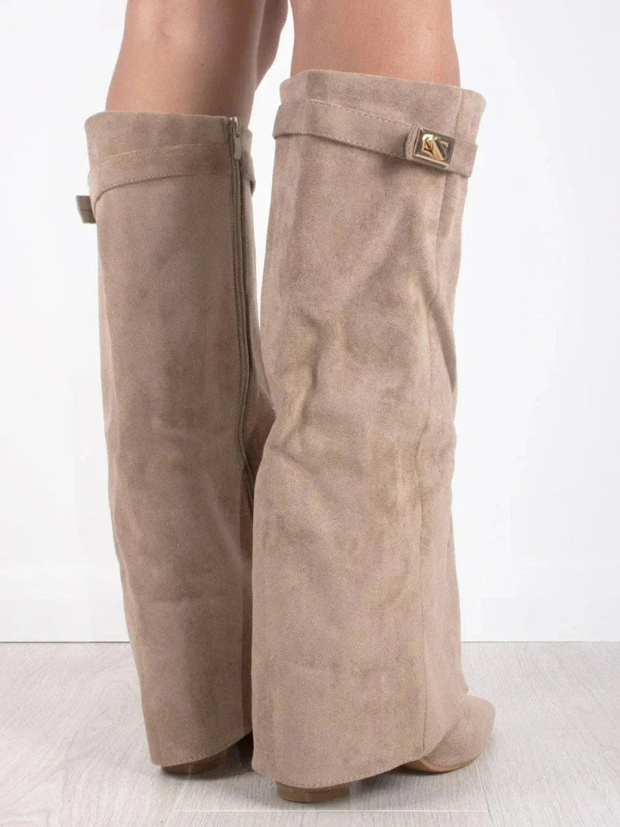 EB | Wildleder Klappkniehohe Stiefel Schnallen Detail Blockabsatzstiefel