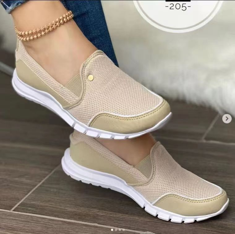 Schmale Slip-on Schuhe mit eleganter weißer Laufsohle EB