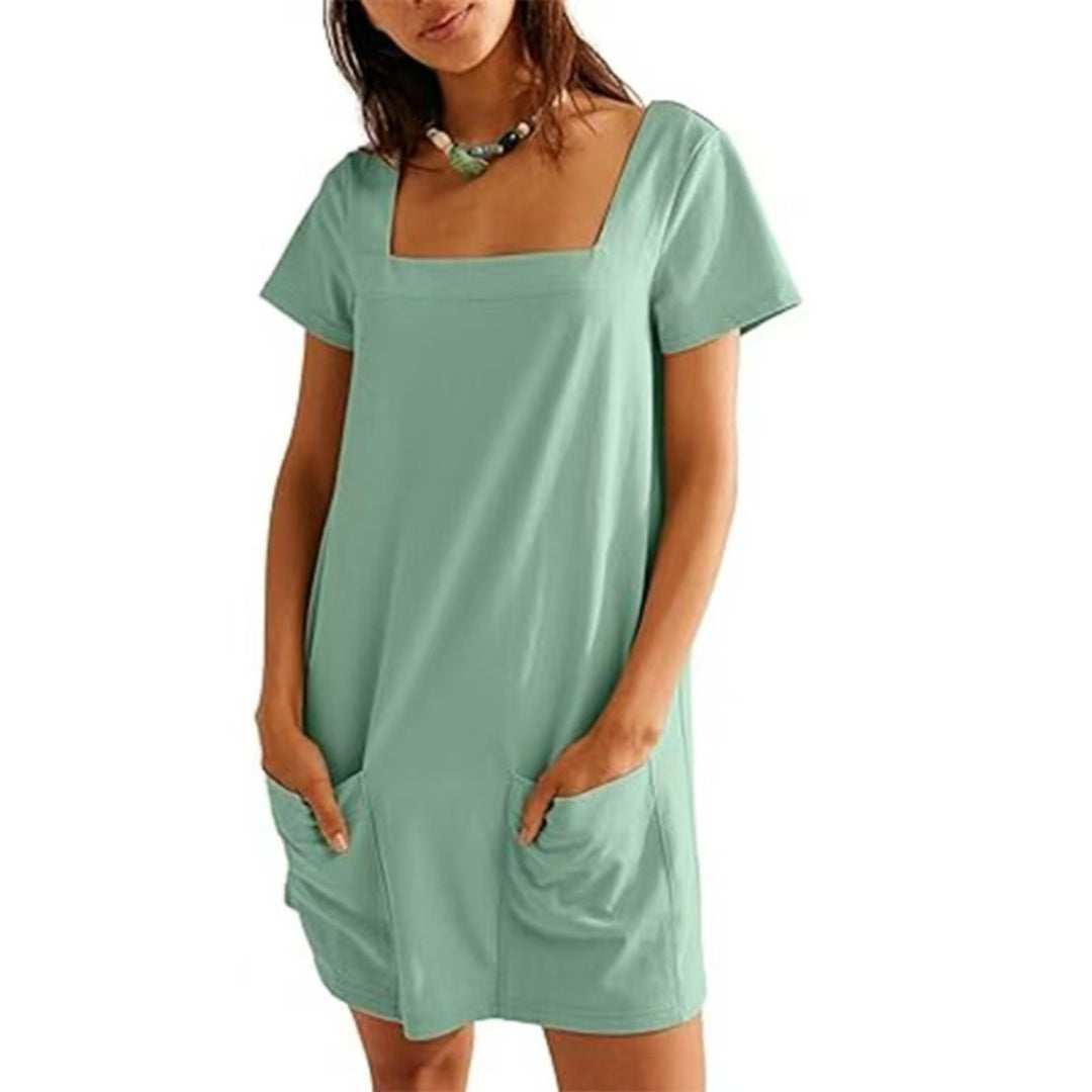 EB | Freizeitkleid mit quadratischem Ausschnitt und Tasche