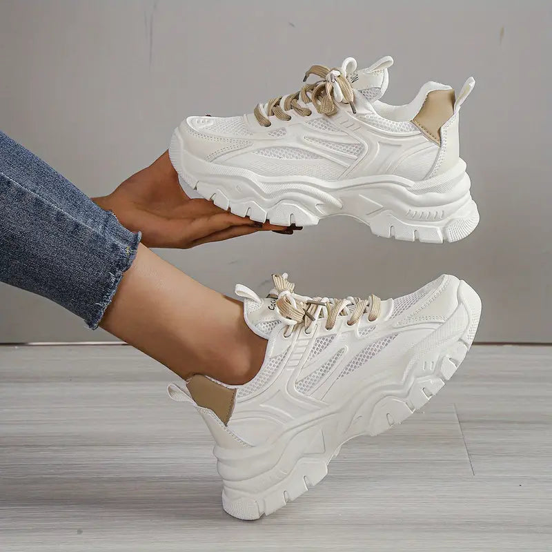 Bequeme und moderne Schuhe EB