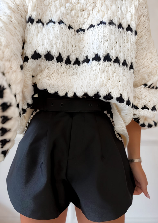 EB | Kräftiger Strickpullover Kontrastierendes Design Warm und Zeitgemäß