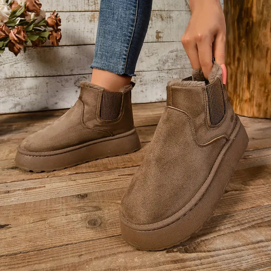 Trendige Stiefel mit ultraweichem Innenfutter EB