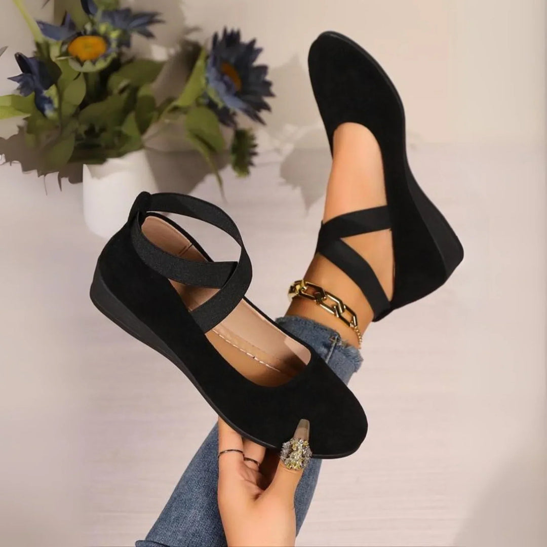 Bequeme Schuhe mit elastischen Riemen EB EB
