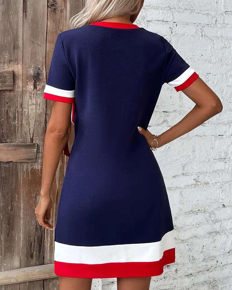 EB | Kleid Kurzärmlig Kontrastband