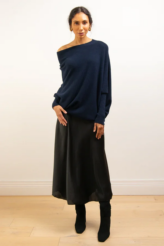 EB | Asymmetrisch Drapierter Pullover