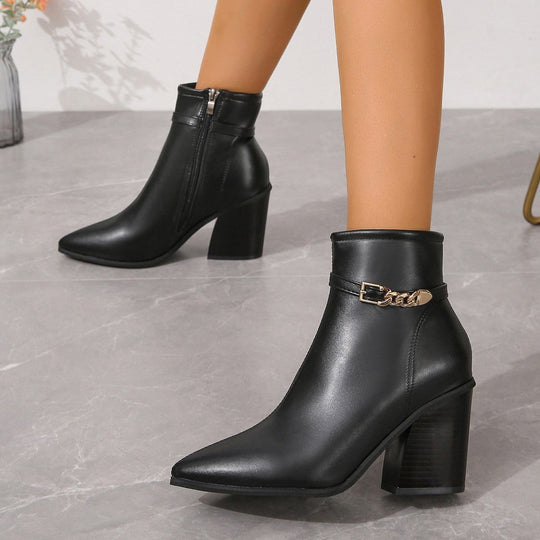 Elegante Stiefel mit seitlichem Reißverschluss und Blockabsatz EB