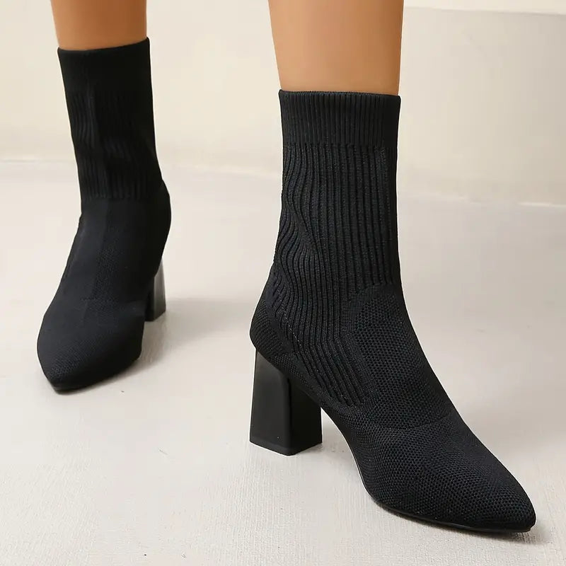 EB | Stiefeletten - Stricksockenstil - Spitzes Ende - Blockabsatz Komfortfit