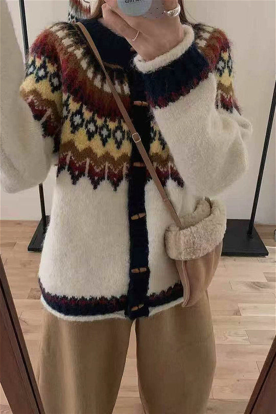 EB | Rundhals Fair Isle Weihnachten Hornknopf Strickjacke
