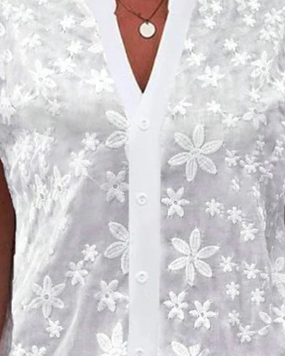 EB | Kurzärmlige Blumenbluse mit V-Ausschnitt