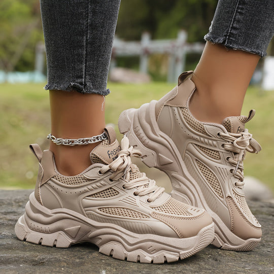 EB | Plateau Sneakers mit Modernem Look