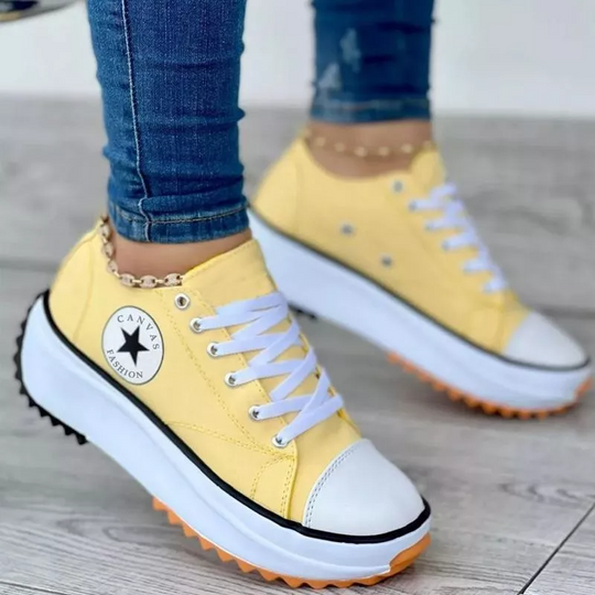 EB | Orthopädische Schuhe, Schnürsenkel, dicke Sohle