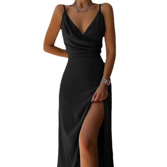 EB | Kleid mit Hosenträgern und V-Ausschnitt mit geteiltem Print