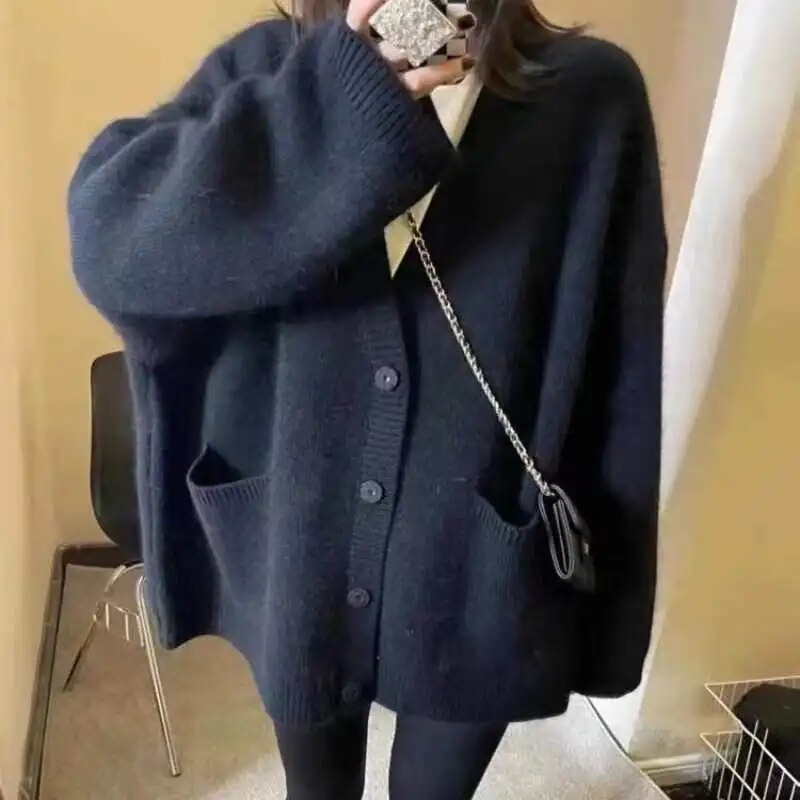 EB | Elegante Strickjacke mit Knopfleiste