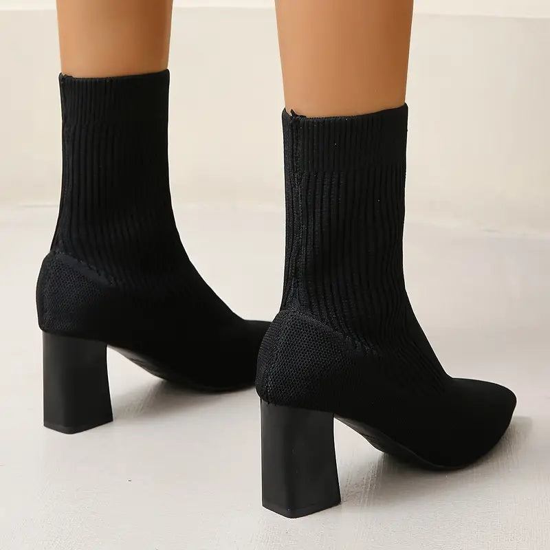 EB | Stiefeletten - Stricksockenstil - Spitzes Ende - Blockabsatz Komfortfit