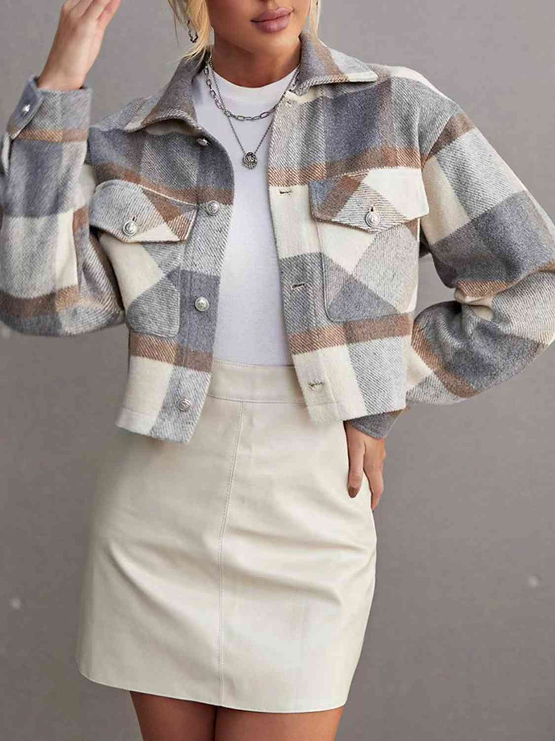 EB | Karierte Kragenknopf Jacke