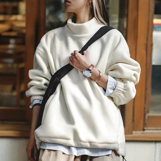 EB | Oversize-Pullover mit Stehkragen
