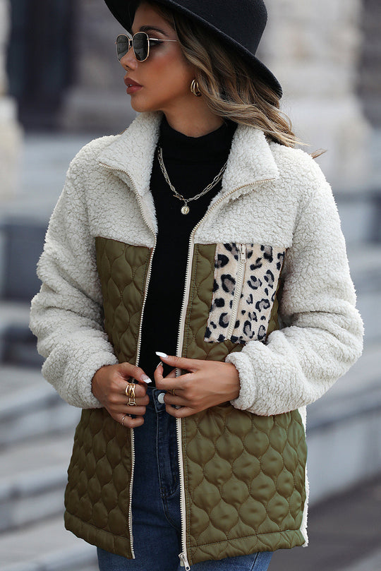 EB | Zip-Jacke mit Stehkragen aus Sherpa mit Leoparden-Patches