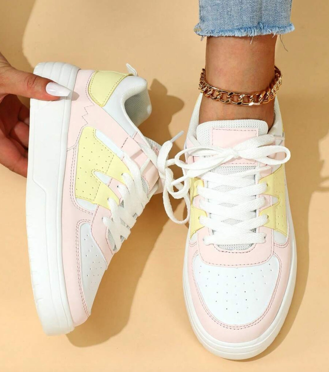Trendige Damen-Sneaker EB