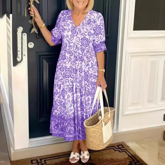 EB | Kleid mit V-Ausschnitt und Print in Übergröße