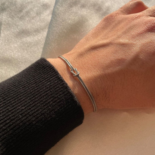 EB | Minimalistisches Armband Liebesknoten