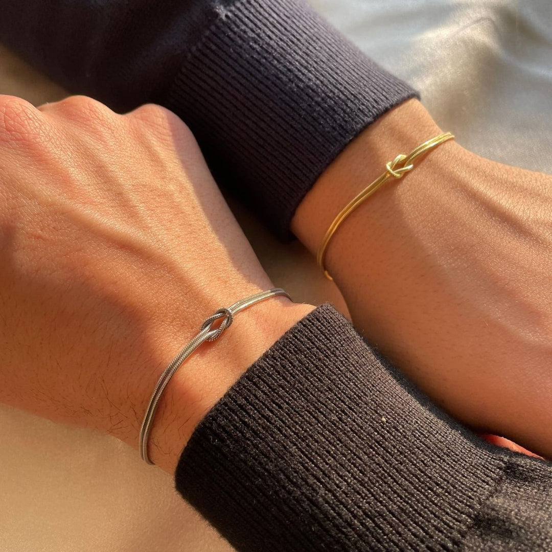 EB | Elegantes Liebesknoten Armband für Damen
