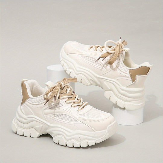 EB | Plateau Sneakers mit Modernem Look