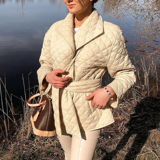 EB | Warme kurze Jacke mit Gürtel für Damen