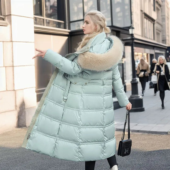 EB | Damen lange Winterjacke mit Pelzmütze und Gürtel