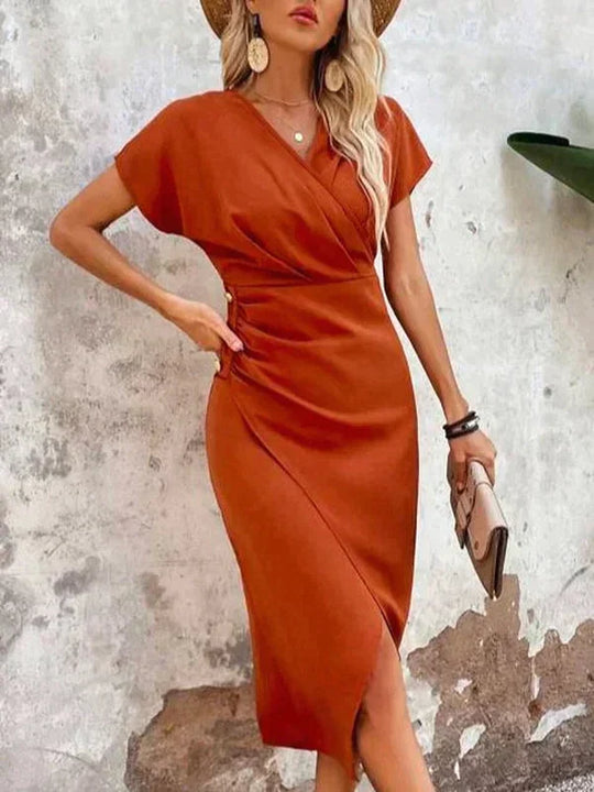 EB | Midi-Kleid mit V-Ausschnitt und Schlitz
