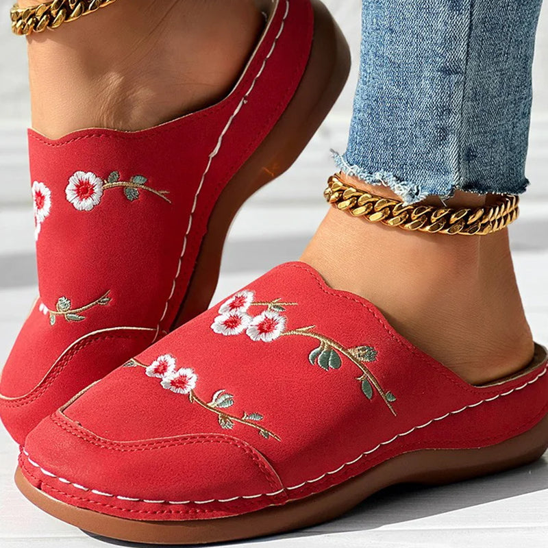 Bestickte Vintage-Blumen Hausschuhe EB