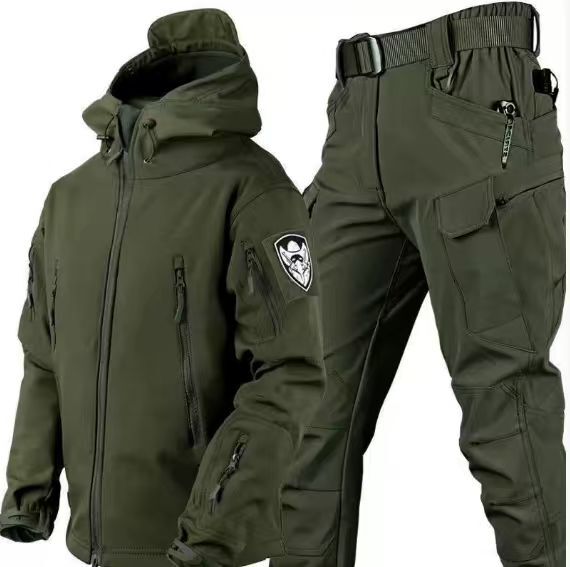 EB | Winterjacke und Hose Set