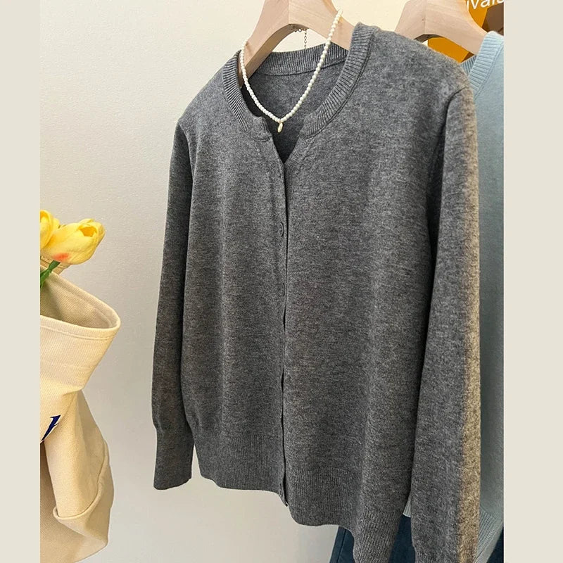 EB | grob gestrickter Woll-Kardigan-Pullover
