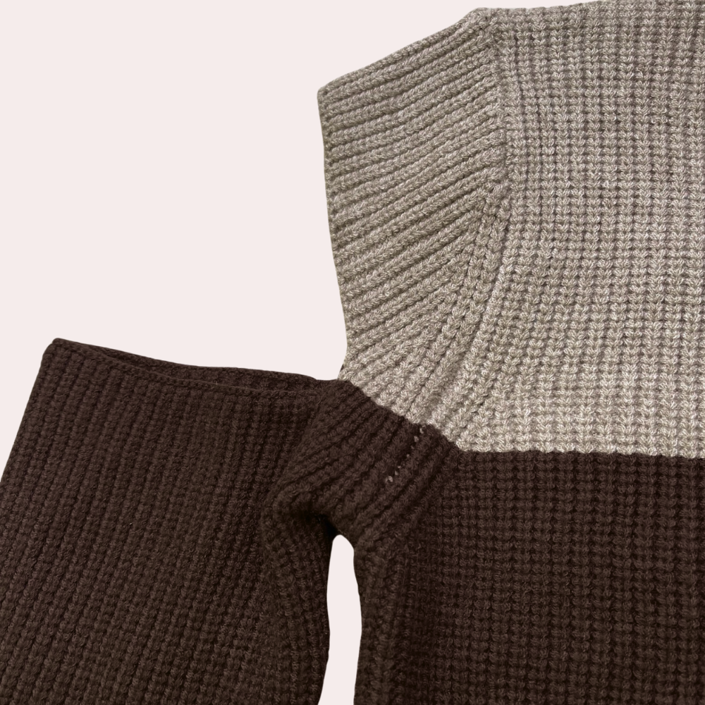 EB | Strickpullover mit Ausschnitten an den Ärmeln